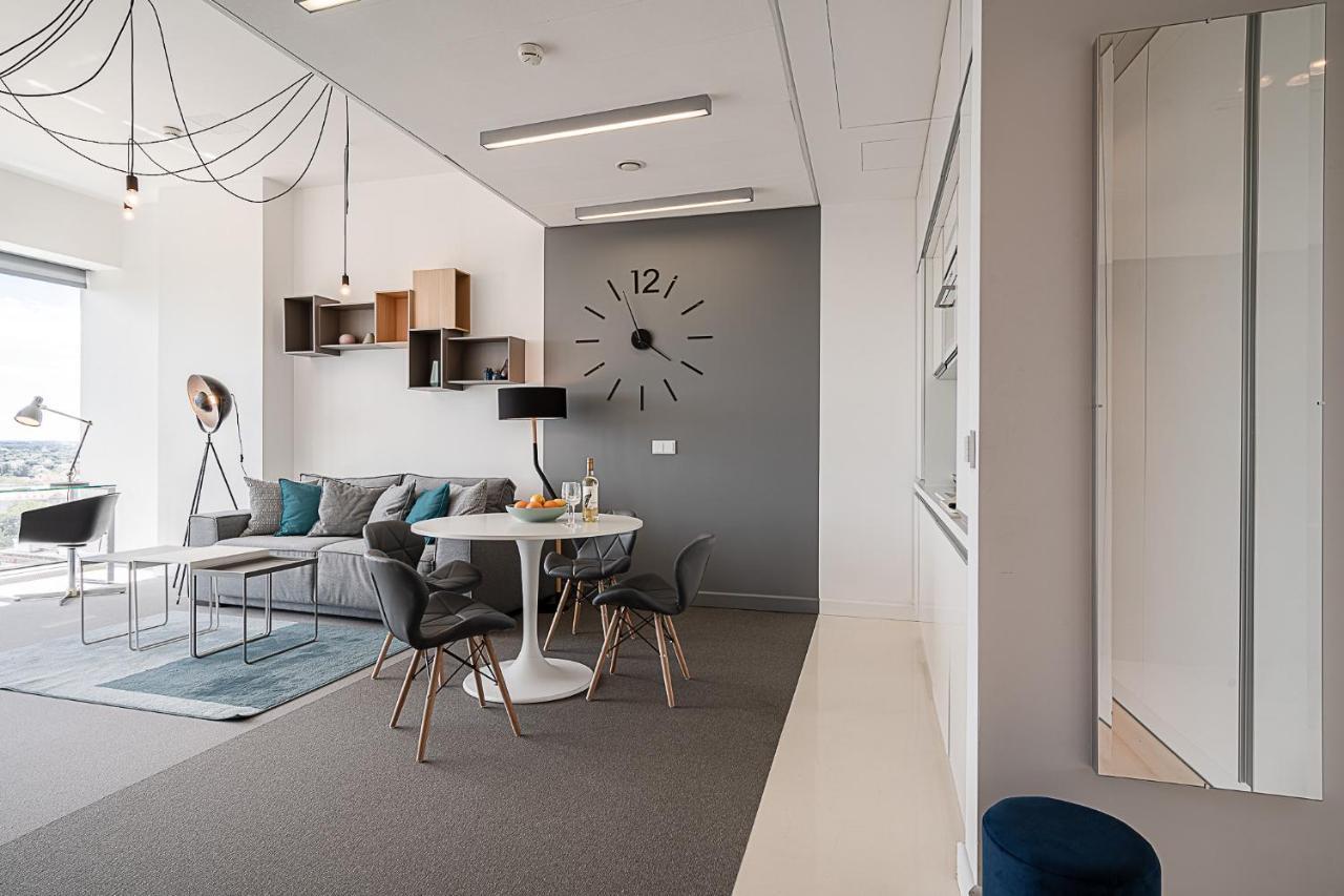 Rentplanet - Apartament Sky Tower Breslavia Exterior foto