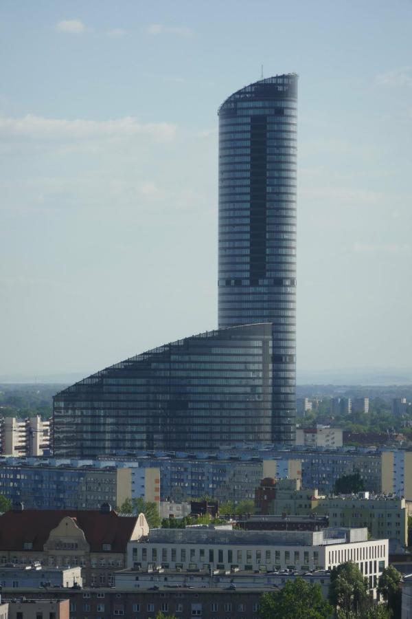 Rentplanet - Apartament Sky Tower Breslavia Exterior foto